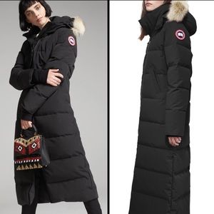 Canada Goose Women’s Black Mystique Parka XS